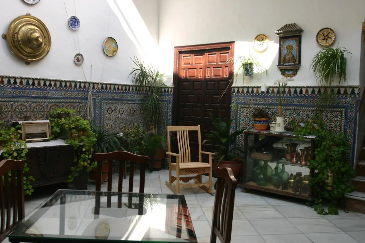 Pension El Portillo Córdova 2*,
